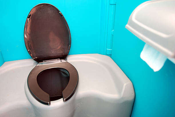 Best Local porta potty services  in Weatherby Lake, MO