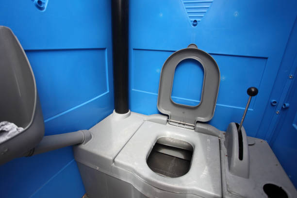 Best Porta potty rental near me  in Weatherby Lake, MO