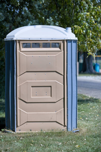 Porta potty services near me in Weatherby Lake, MO